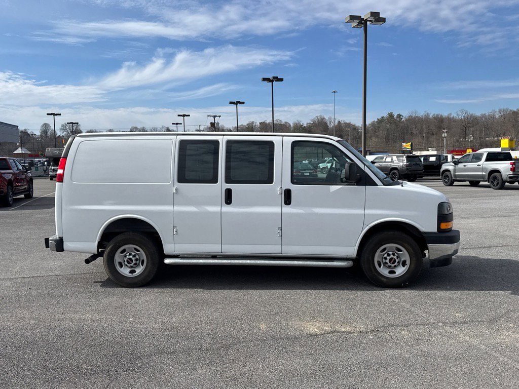 2022 Gmc Savana Cargo 2500 photo 6