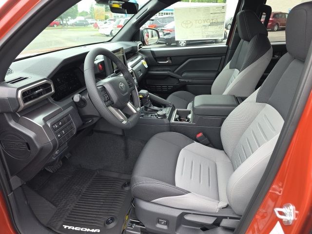 2025 Toyota Tacoma TRD Off-Road 4x4 Double Cab photo 6