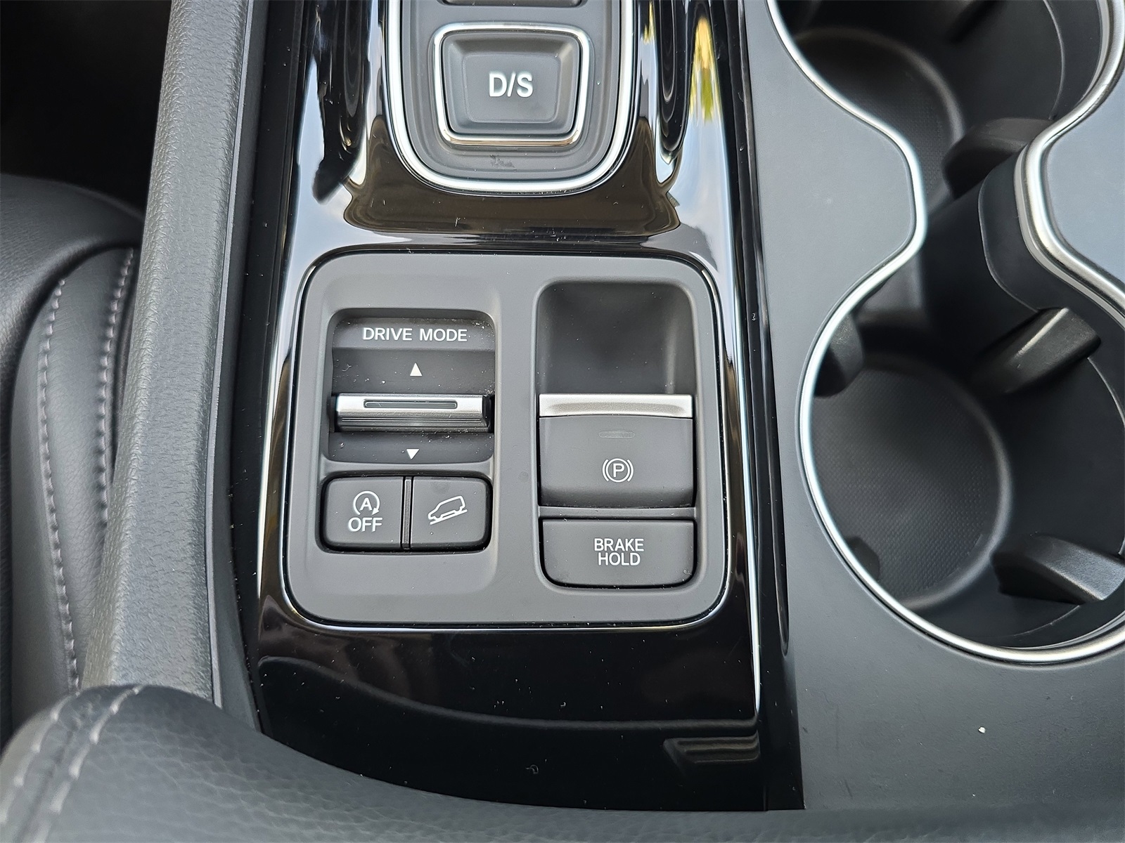2023 Honda Pilot Touring photo 21