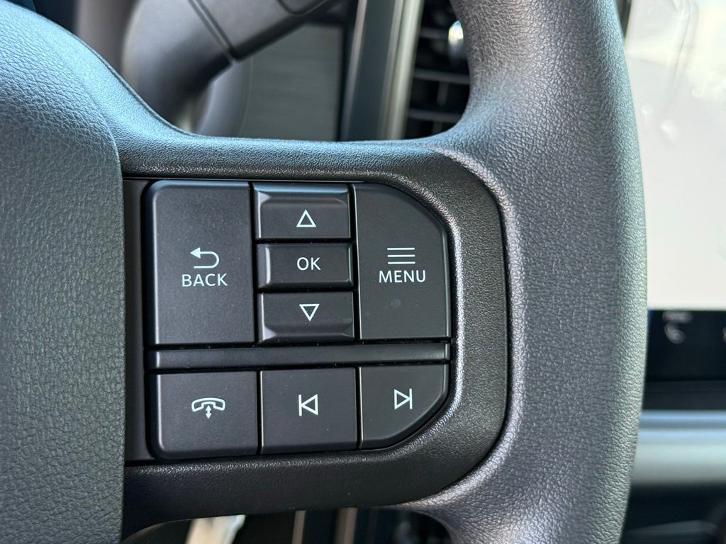 2025 Ford F-150 XL photo 11