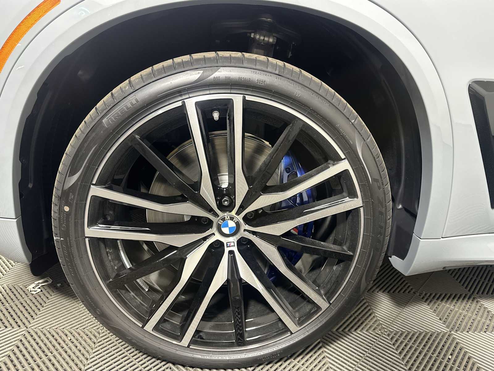 2026 Bmw X5 M60i photo 10
