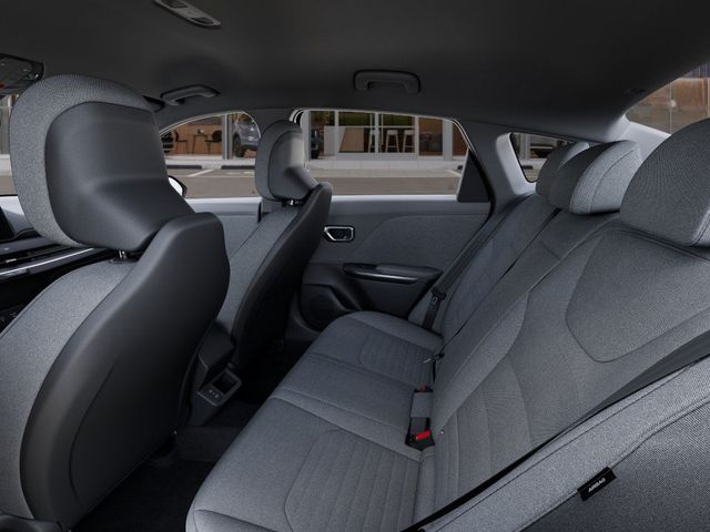 2025 Kia K4 EX photo 18