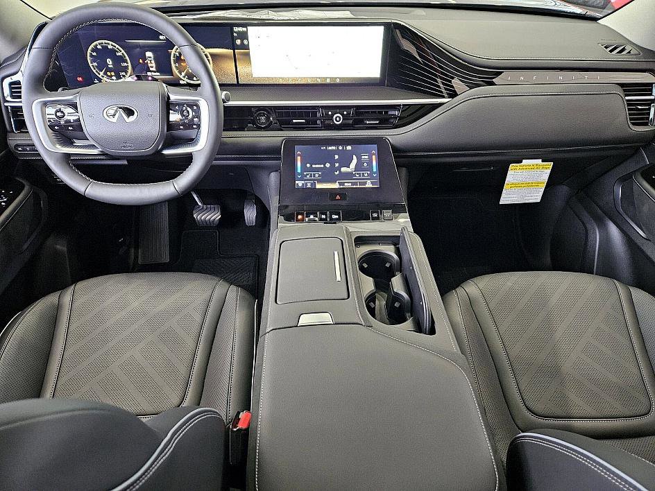 2025 Infiniti QX80 Sensory photo 11