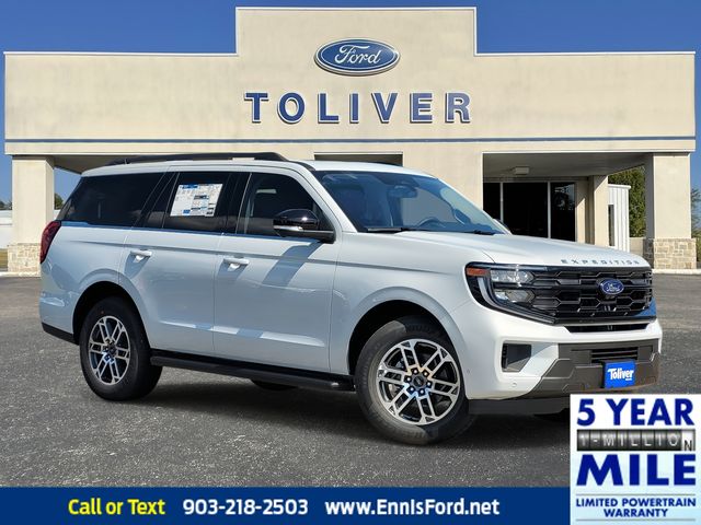 2025 Ford Expedition Active's photo