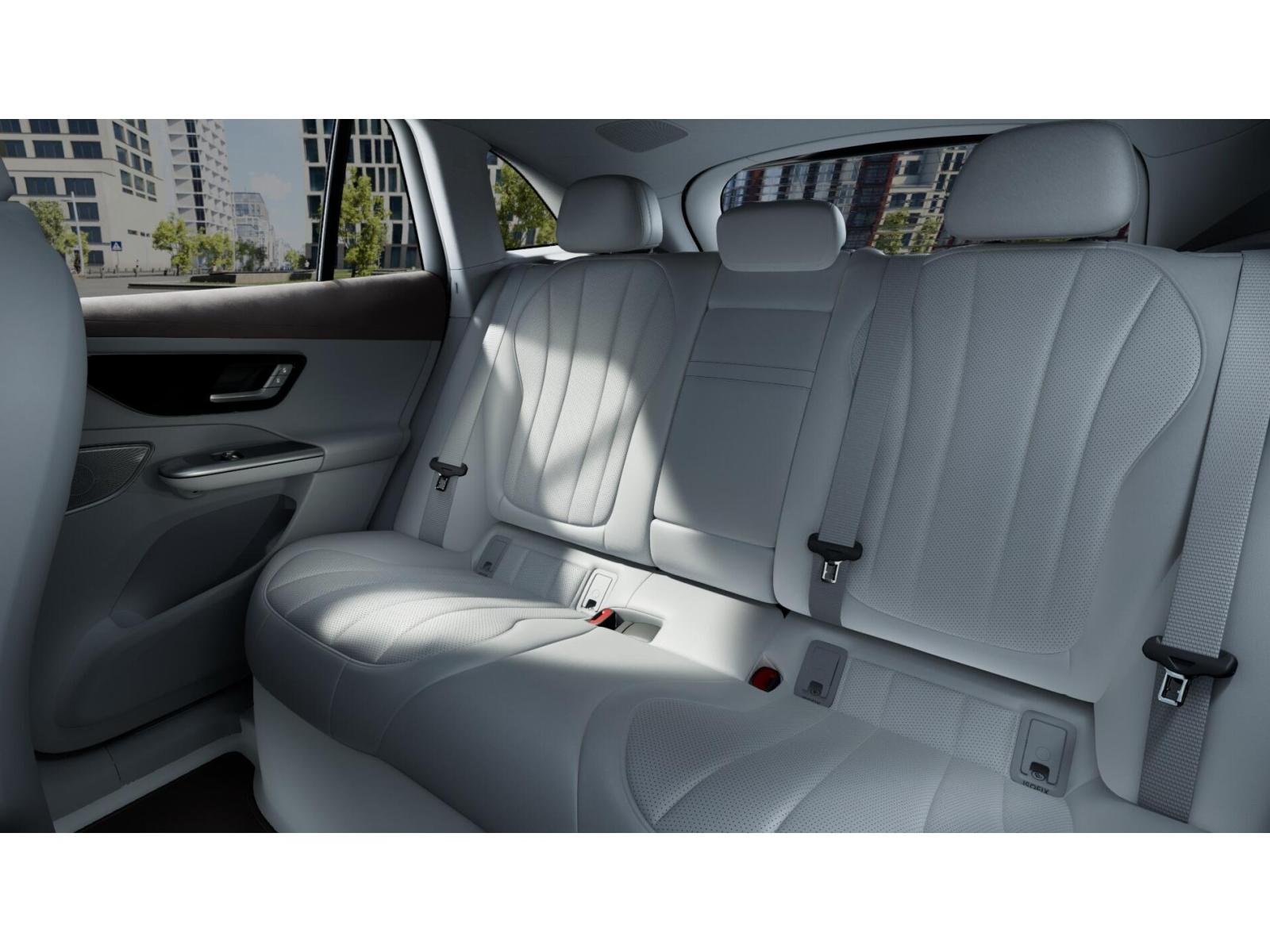 2025 Mercedes Benz EQE SUV 350 4MATIC photo 4