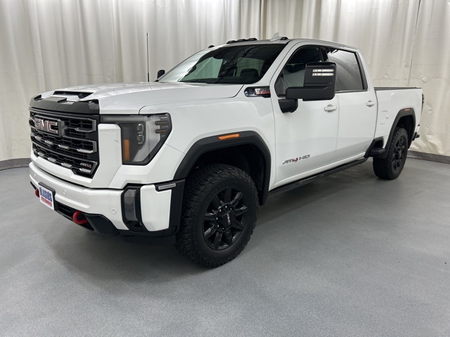 2024 Gmc Sierra HD AT4 photo 2