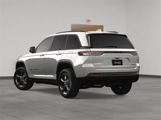 2025 Jeep Grand Cherokee Limited photo 3