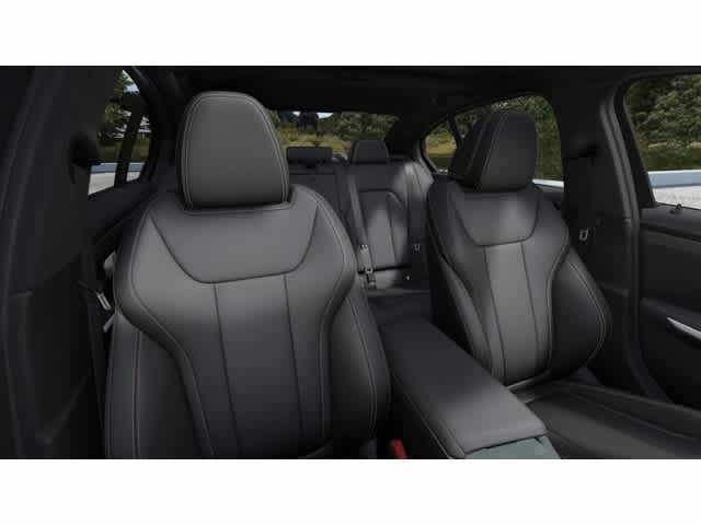 2025 Bmw 330i photo 2