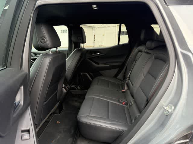 2025 Chevrolet Equinox LT photo 3