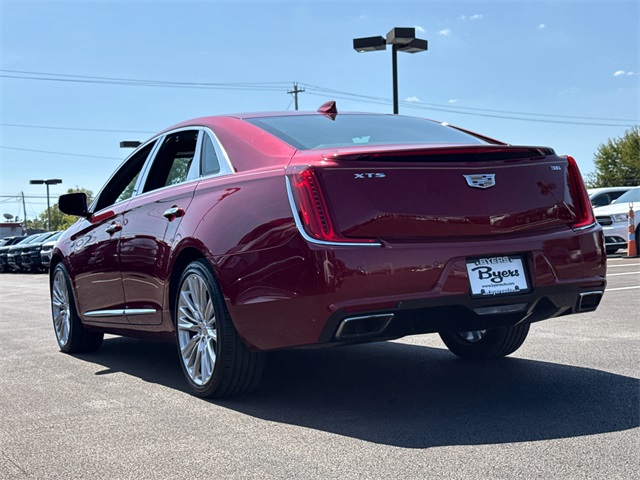 2018 Cadillac XTS Platinum photo 9
