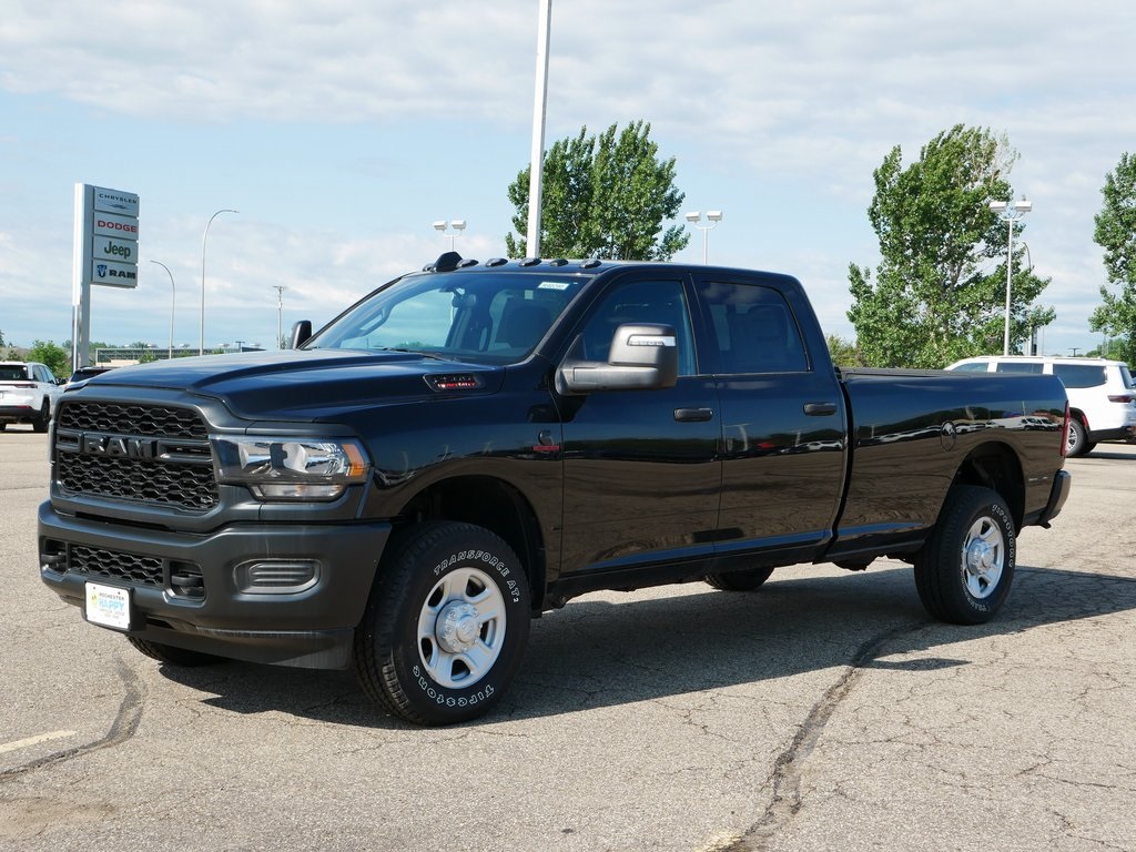 2024 Ram 2500 Tradesman photo 4