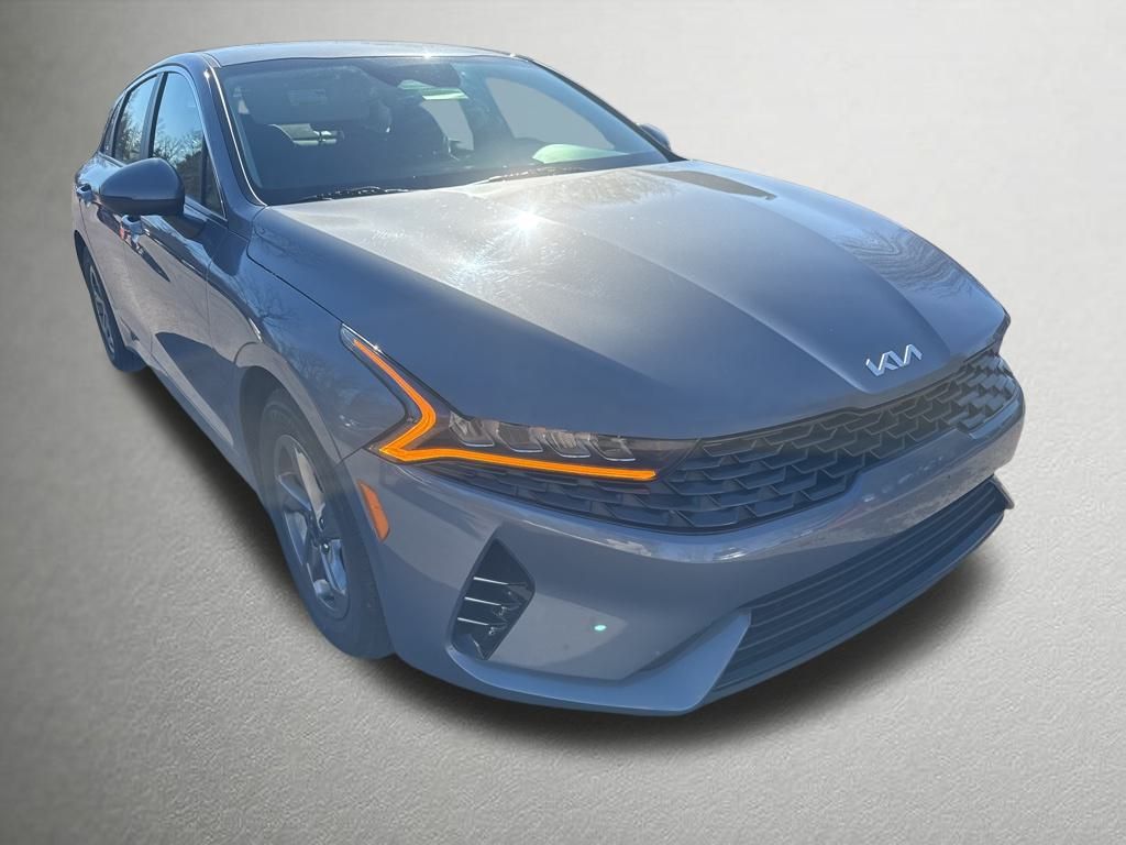2022 Kia K5 LXS's photo
