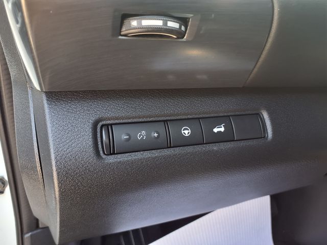 2022 Nissan Pathfinder SL photo 30