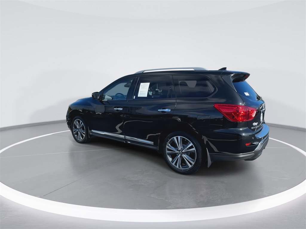 2019 Nissan Pathfinder Platinum photo 5