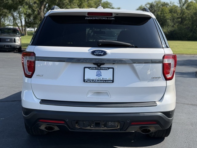 2018 Ford Explorer XLT photo 5