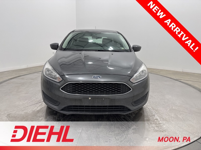 Used 2018 Ford Focus SE with VIN 1FADP3K21JL281955 for sale in Carnot-Moon, PA