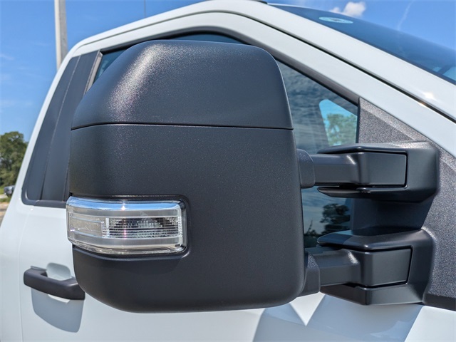 2026 Ford F-350 photo 10