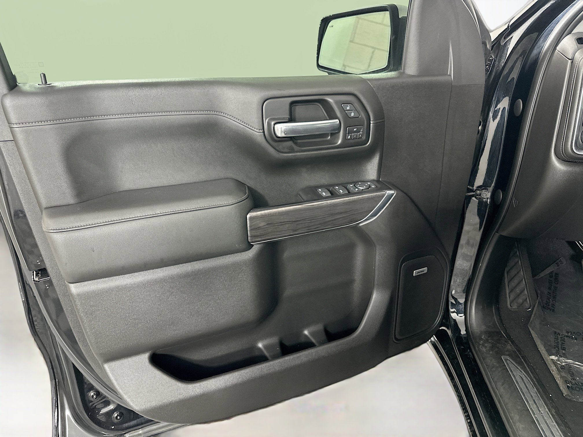 2019 Chevrolet Silverado 1500 LTZ photo 19