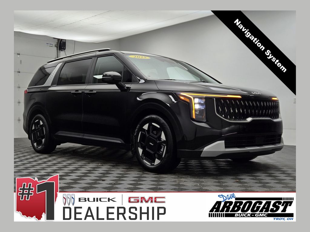 2025 Kia Carnival EX's photo