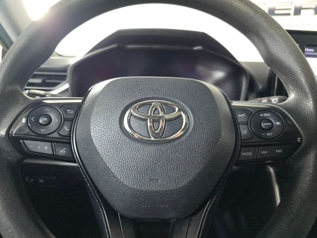 2019 Toyota RAV4 XLE photo 21