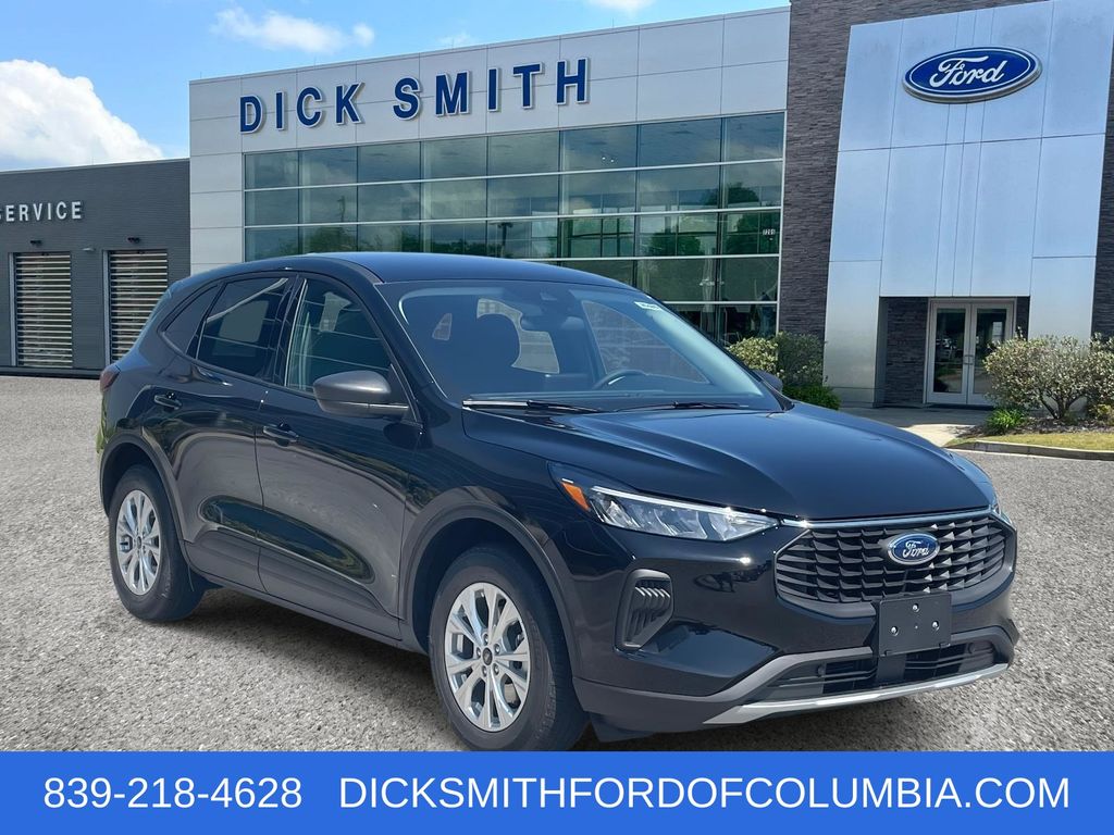 2025 Ford Escape Active's photo