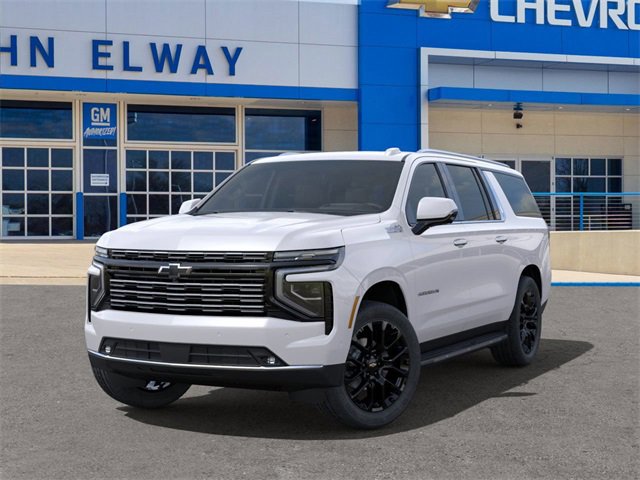 2025 Chevrolet Suburban High Country photo 5