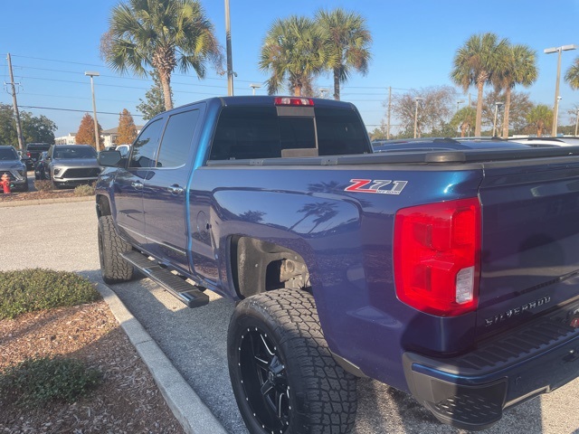 2017 Chevrolet Silverado 1500 LTZ photo 3