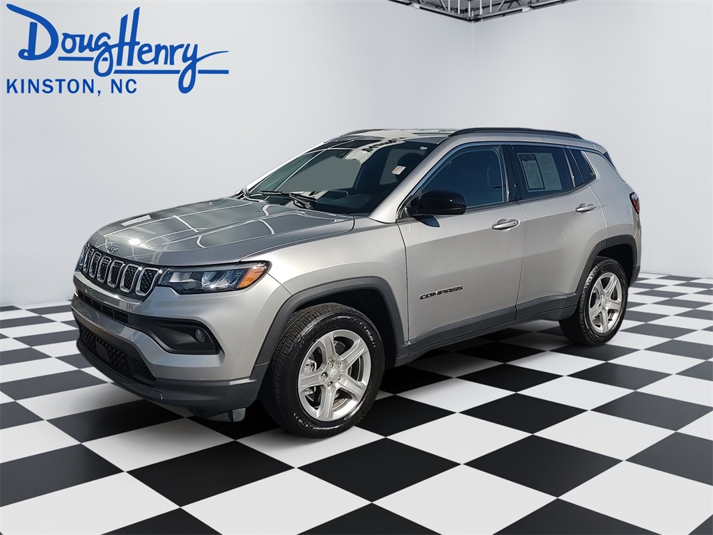 2024 Jeep Compass Latitude's photo