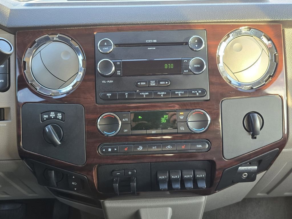 2010 Ford F-250 photo 4