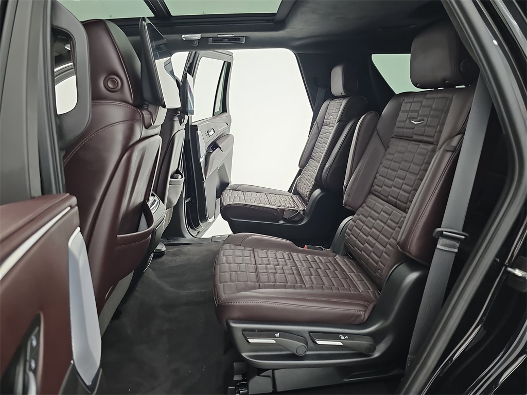 2024 Cadillac Escalade Sport Platinum photo 21
