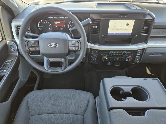 2025 Ford F-250 XL photo 3
