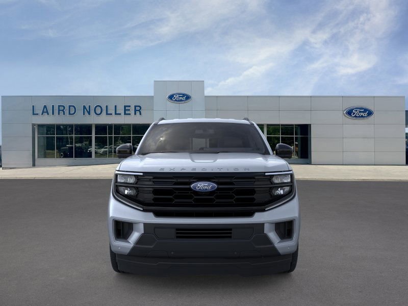 2025 Ford Expedition photo 5