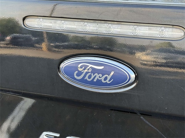 2010 Ford Focus S photo 10