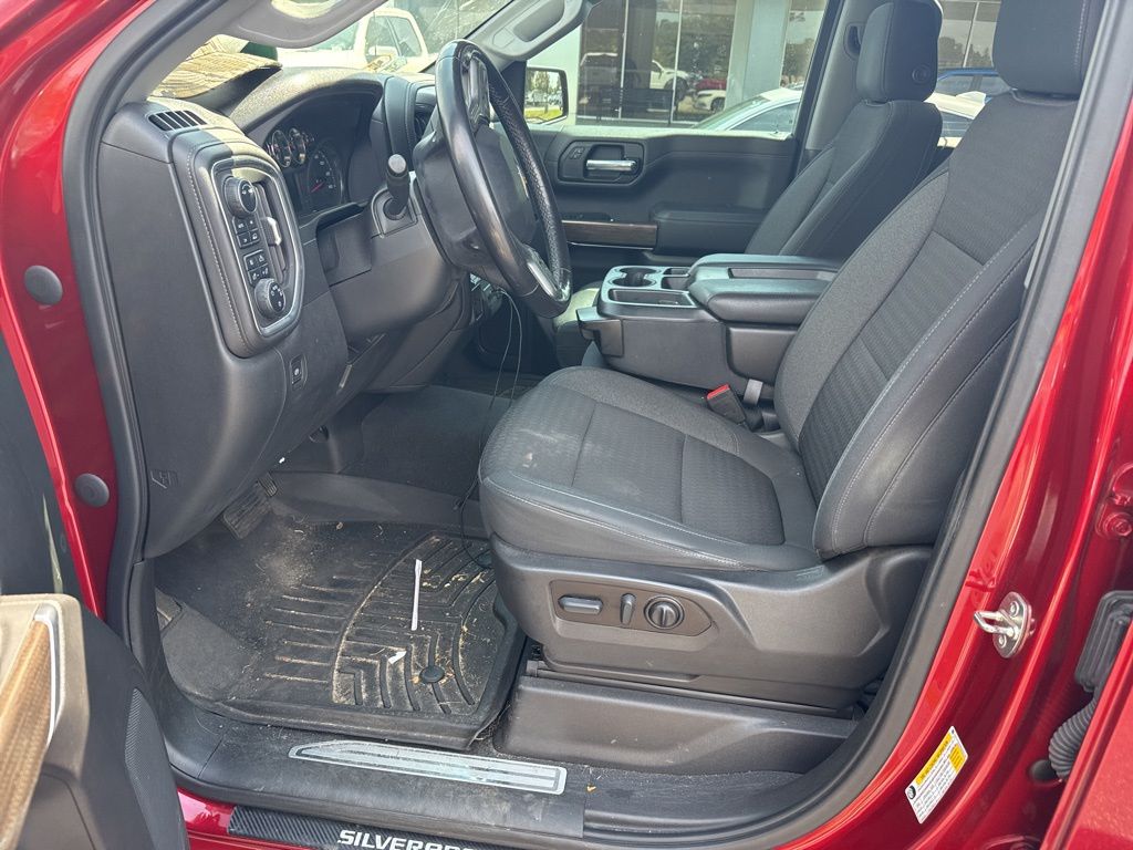 2021 Chevrolet Silverado 1500 LT photo 23