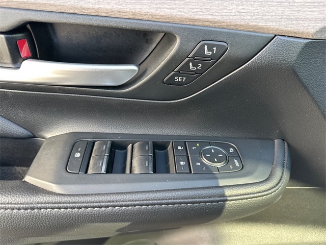 2024 Toyota Grand Highlander Platinum photo 16