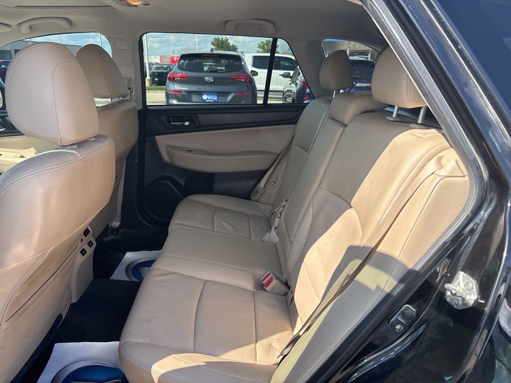 2017 Subaru Outback 3.6R Limited photo 26