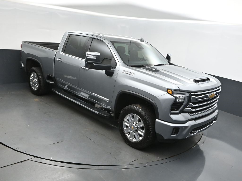 2024 Chevrolet Silverado 2500HD High Country's photo