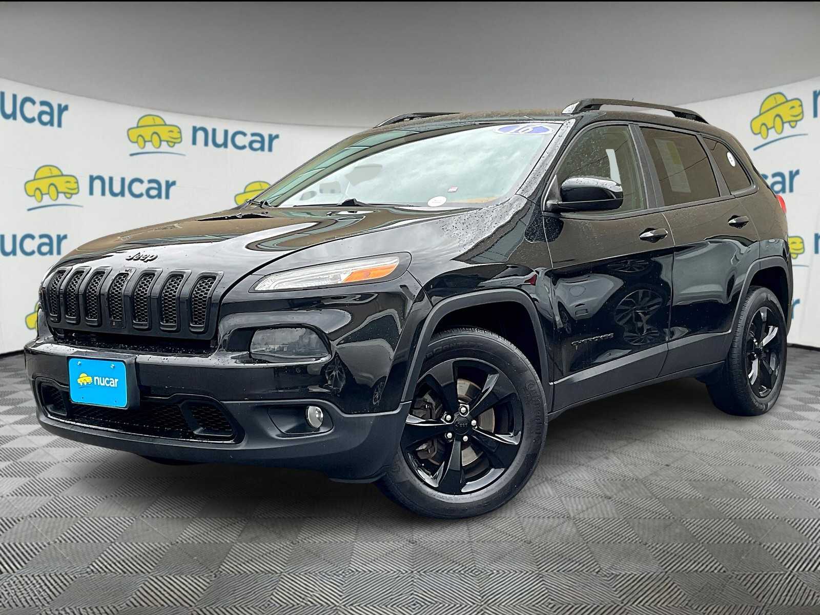 2016 Jeep Cherokee Altitude photo 2