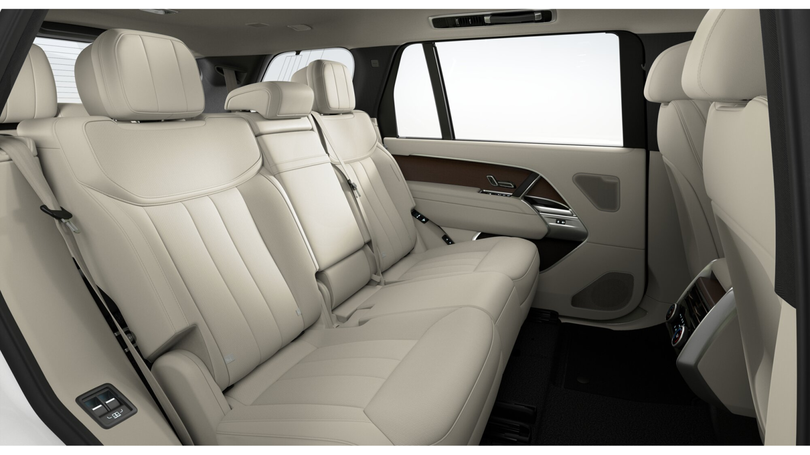 2025 Land Rover Range Rover SE photo 3