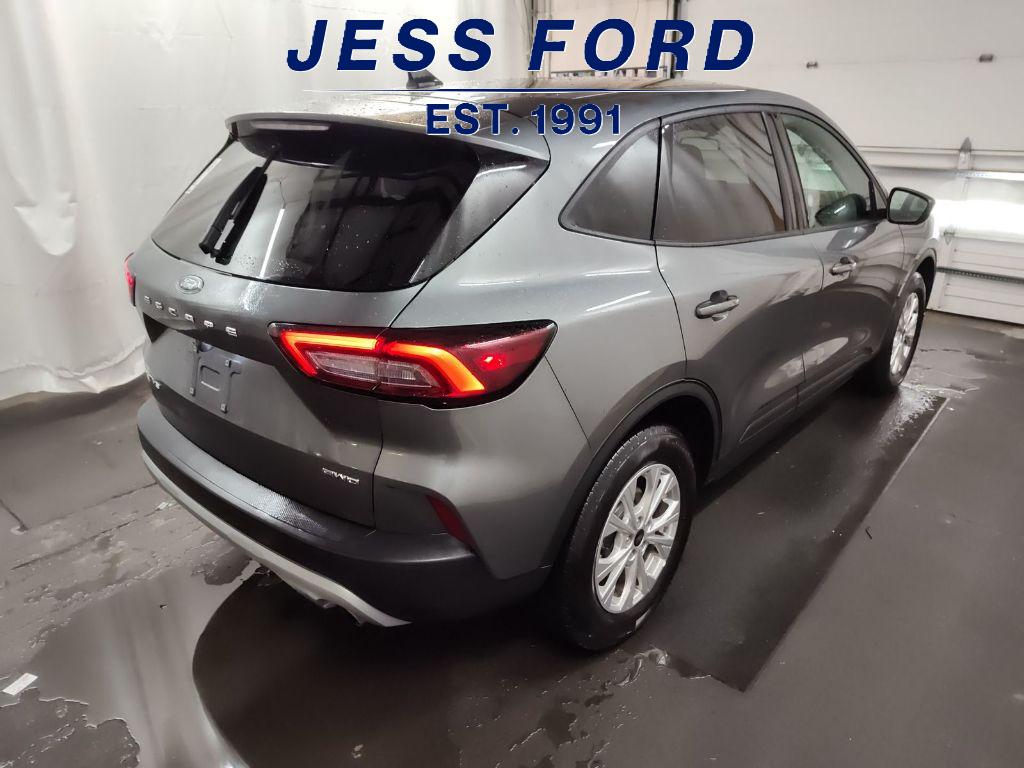 2025 Ford Escape Active photo 3