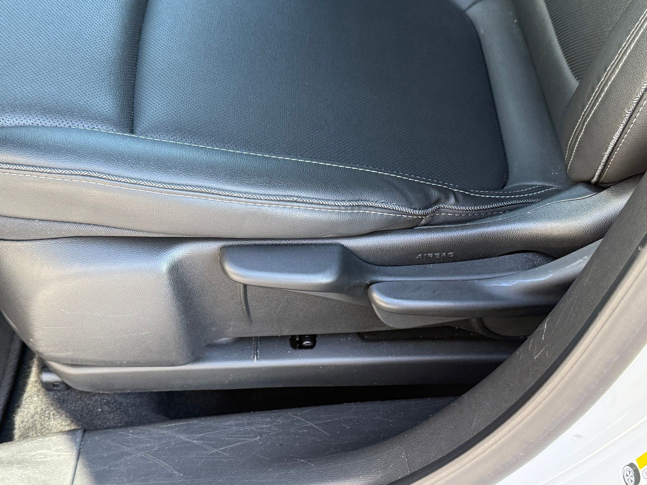 2024 Buick Encore GX Sport Touring photo 10