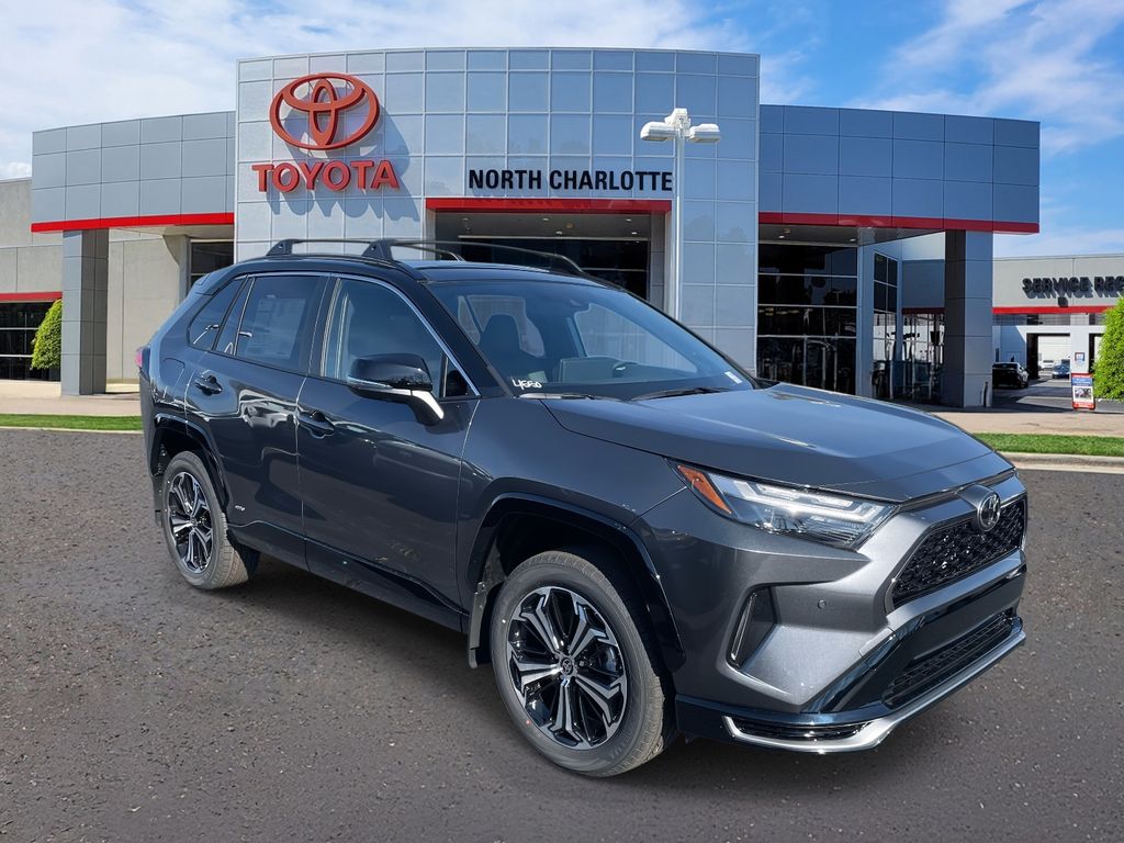2025 Toyota RAV4 XSE's photo