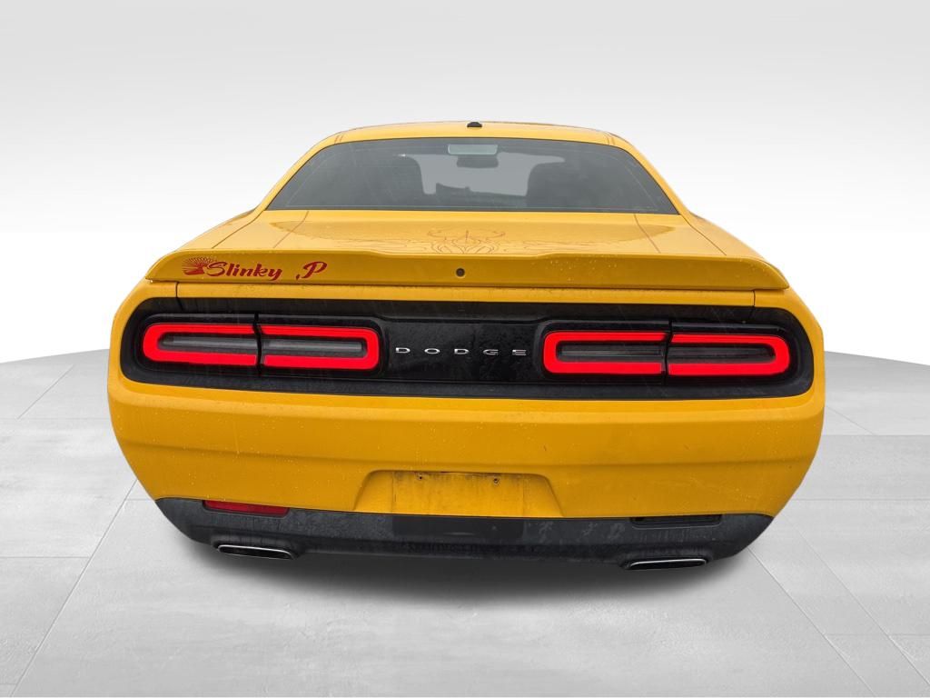 2018 Dodge Challenger SXT photo 4
