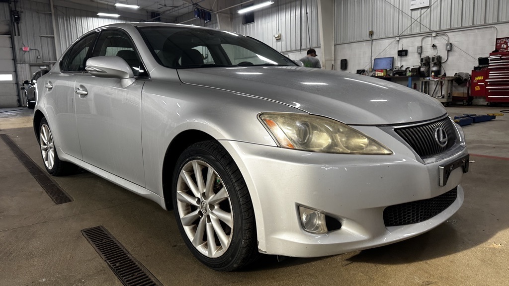 2009 Lexus IS 250's photo