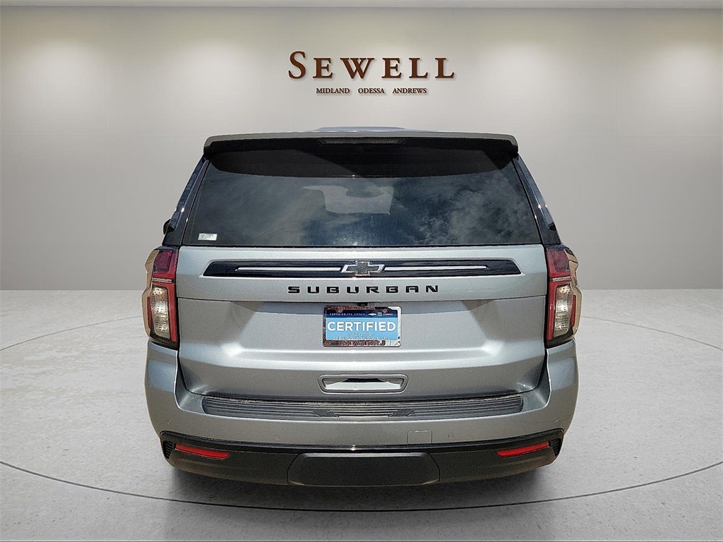 2023 Chevrolet Suburban Z71 photo 4