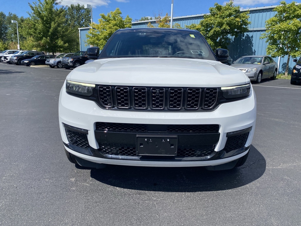 2023 Jeep Grand Cherokee L Summit photo 4