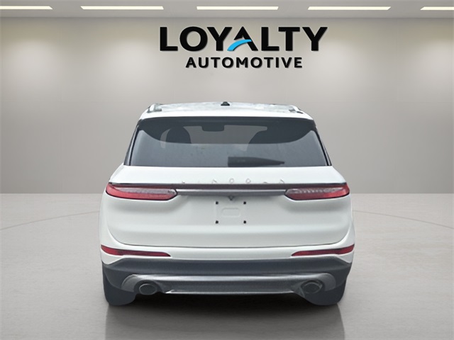 2021 Lincoln Corsair Standard photo 4