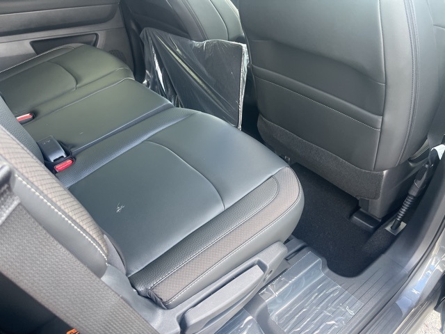 2025 Nissan Pathfinder SL photo 22