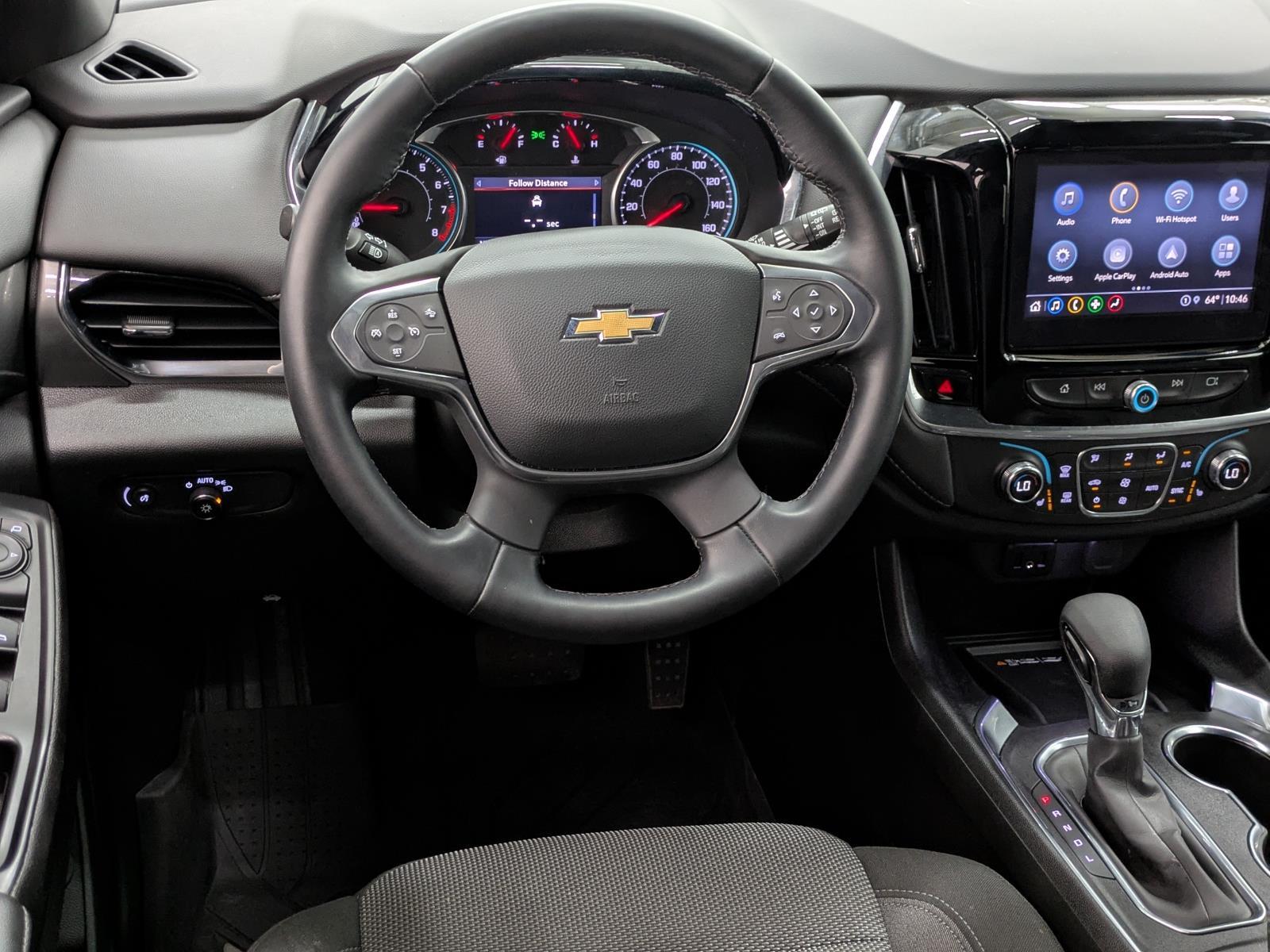 2023 Chevrolet Traverse Cloth photo 3