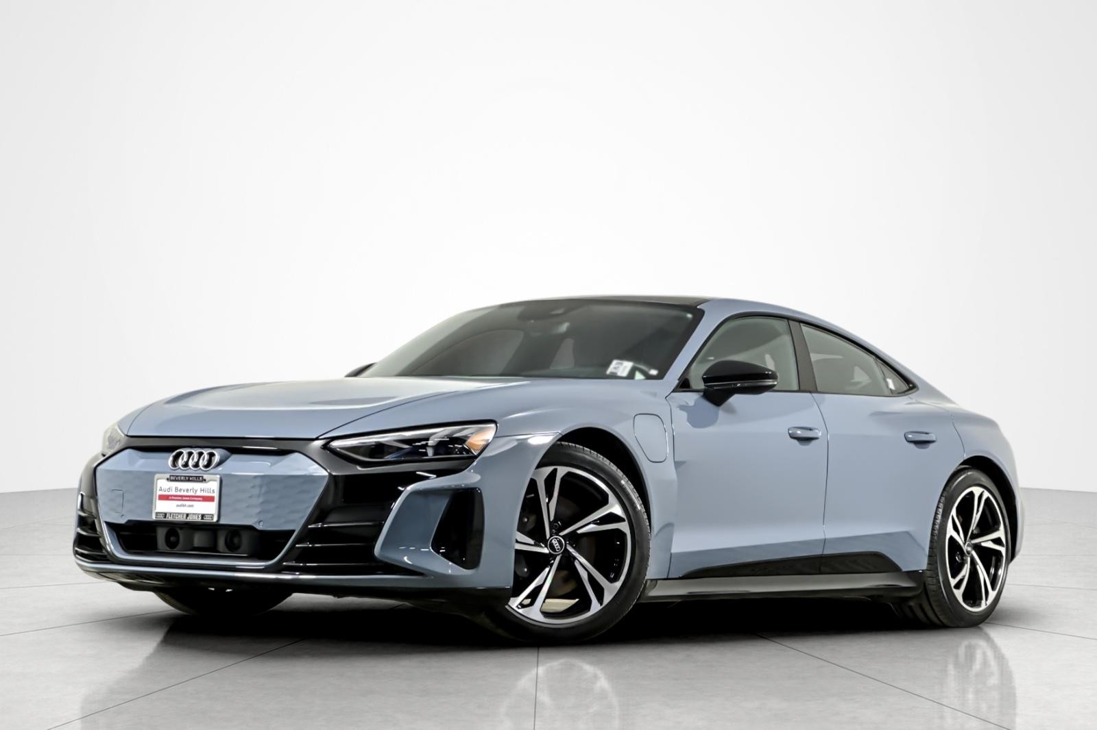 2023 Audi e-tron GT Premium Plus's photo